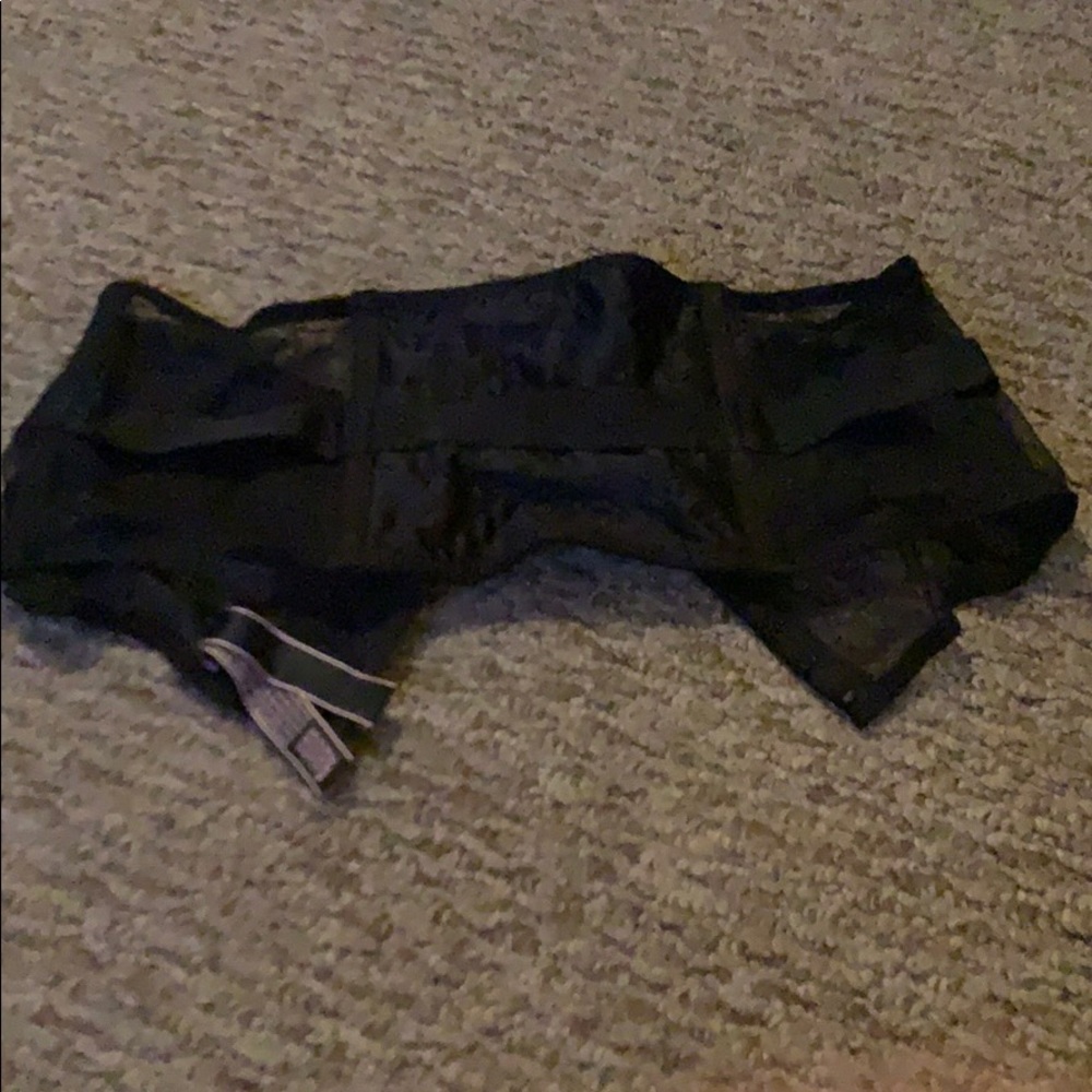 Lingerie corset, sexy waiste hugging corset.